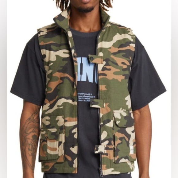 CAT Men’s WWR Ripstop Outdoor Vest In Camouflage 3XL Gorpcore Fishing Camping - Picture 1 of 12
